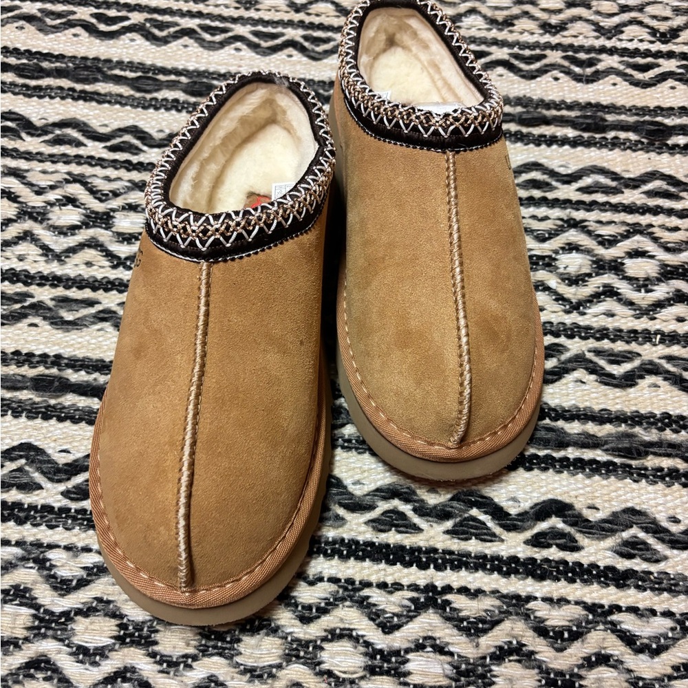 Men's Tan Uggs (Tasman) New and unworn
